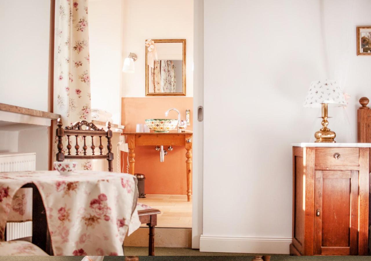 Naturschlosshotel Blumenthal Aichach Pokój zdjęcie